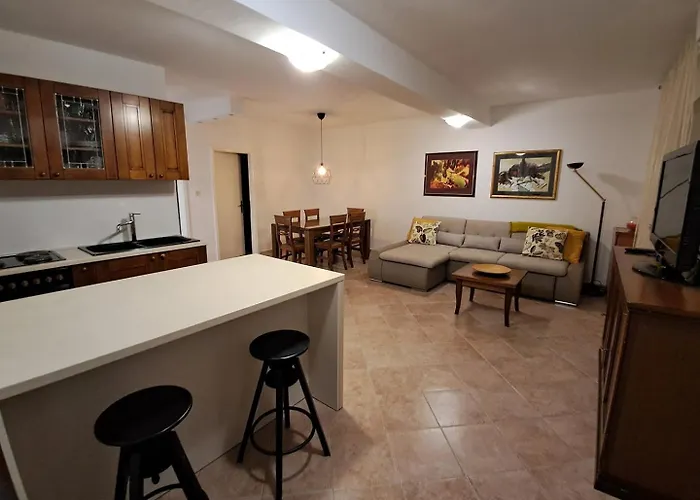 Complex Kampic 3* 波雷奇